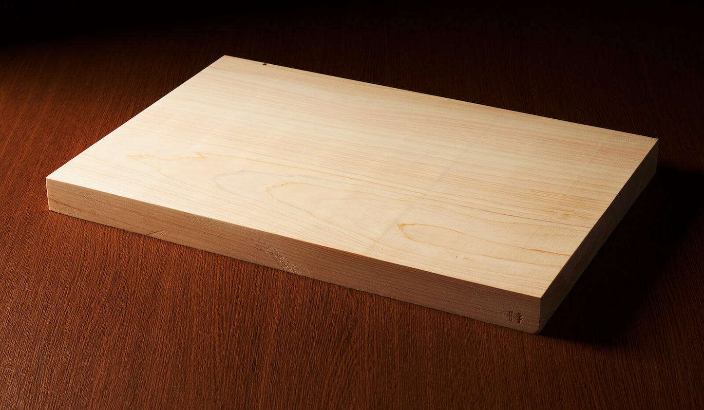 Hinoki cutting board (Japanese traditional cooking tool)