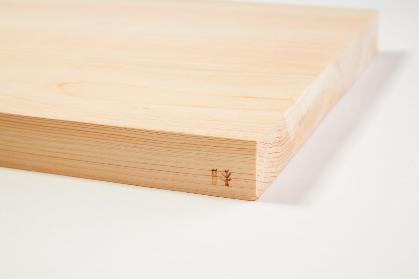 Hinoki cutting board (Japanese traditional cooking tool)